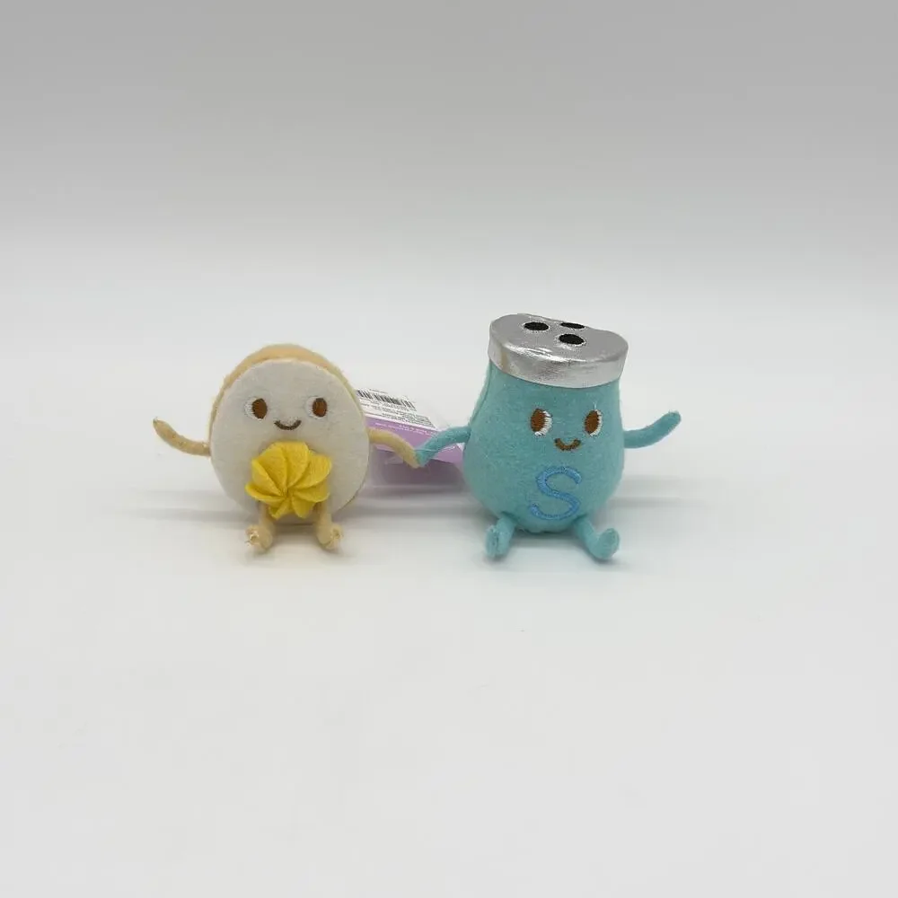 Target Spritz Spring Easter Deviled Egg & Salt Shaker Duo Couple NEW